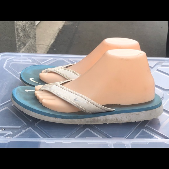 Nike Celso White Thong Flip Flop Sandal Size W9 - Picture 5 of 12